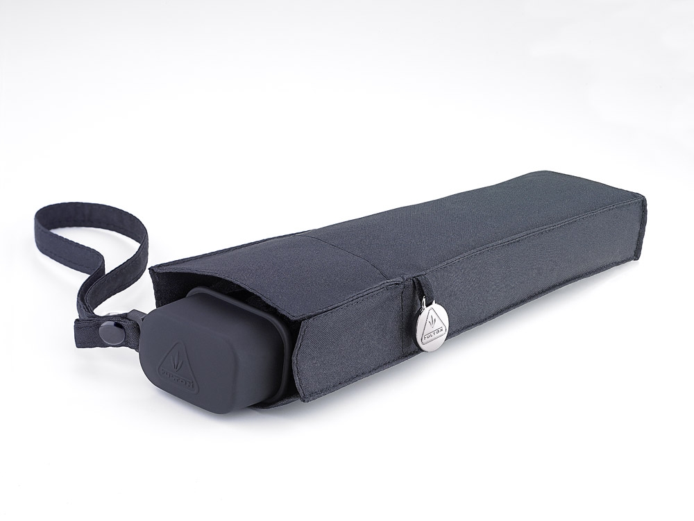 L349 Ultralite-1 Black closed