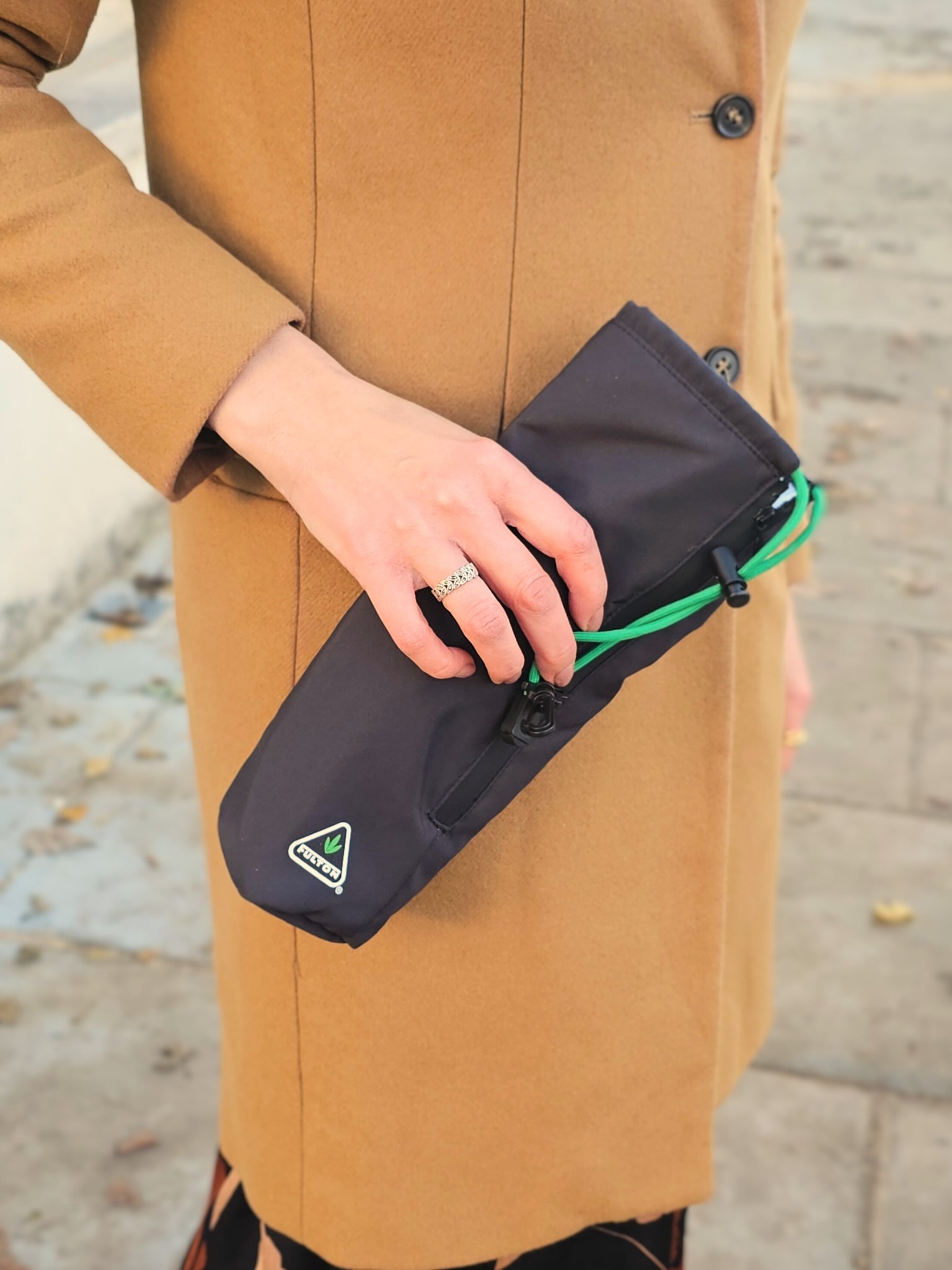101. G005 Keep Dry Pouch - Black - HighRes